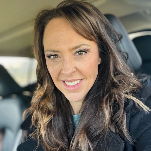 Meet your Posher, Dodie - Picture 1 of 1